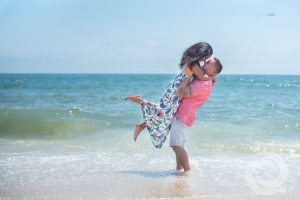 finding your perfect wedding vendors | beach engagement photoshoot