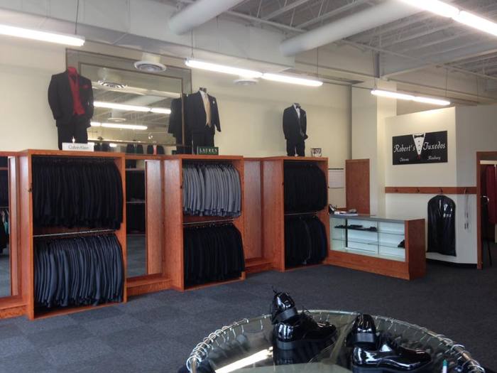 Robert's Tuxedos is located at 125 Route 46 West in Totowa, NJ