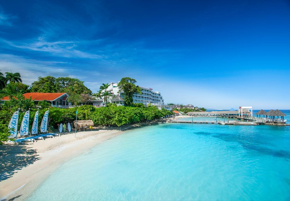 Honeymoon Expo Center - Sandals Ochi Beach Resort, Jamaica, Honeymoons & Destination Weddings