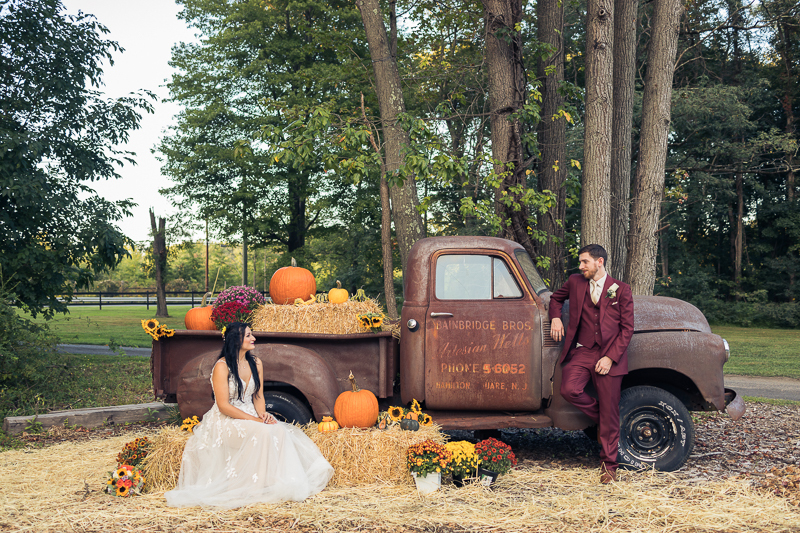 Eye-catching Rustic Wedding Photos