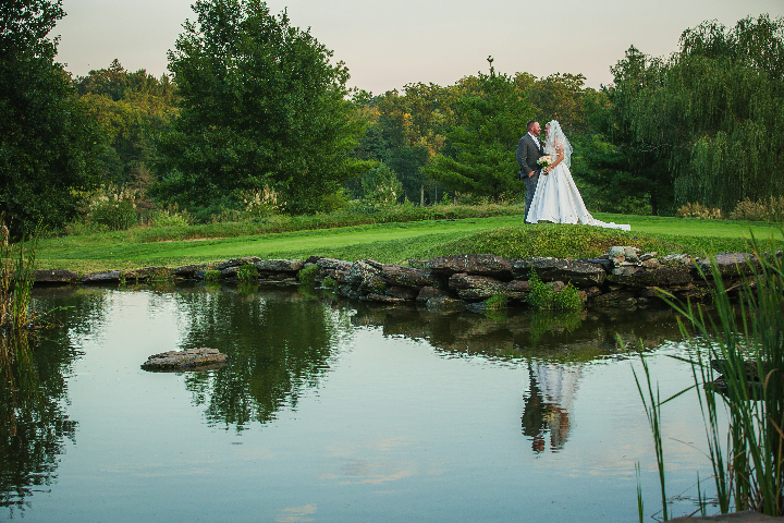 New York couple weds on stunning golf course – New York Country Club in Spring Valley, NY