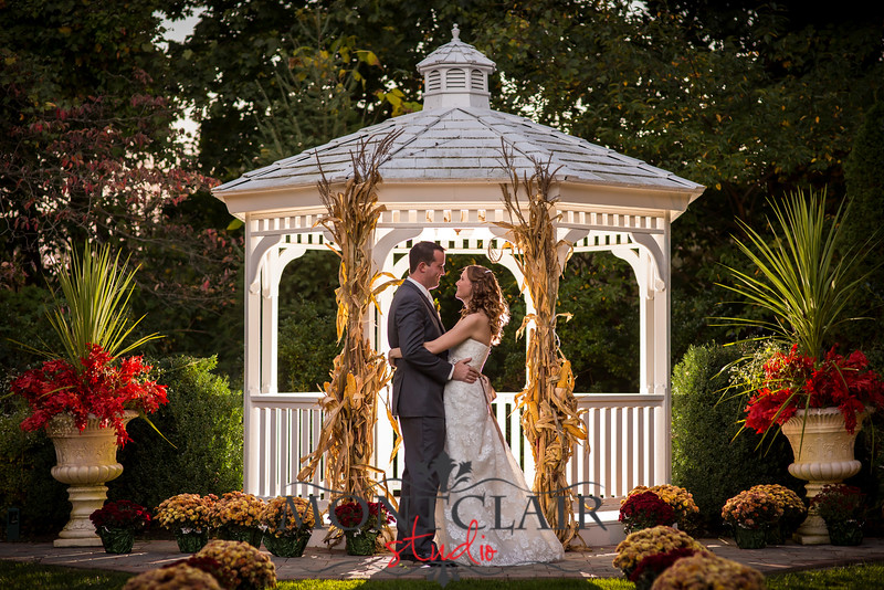 An Outdoor Wedding in New Jersey on a Perfect Summer Night