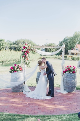 Willow Creek Winery Weddings in West Cape May NJ