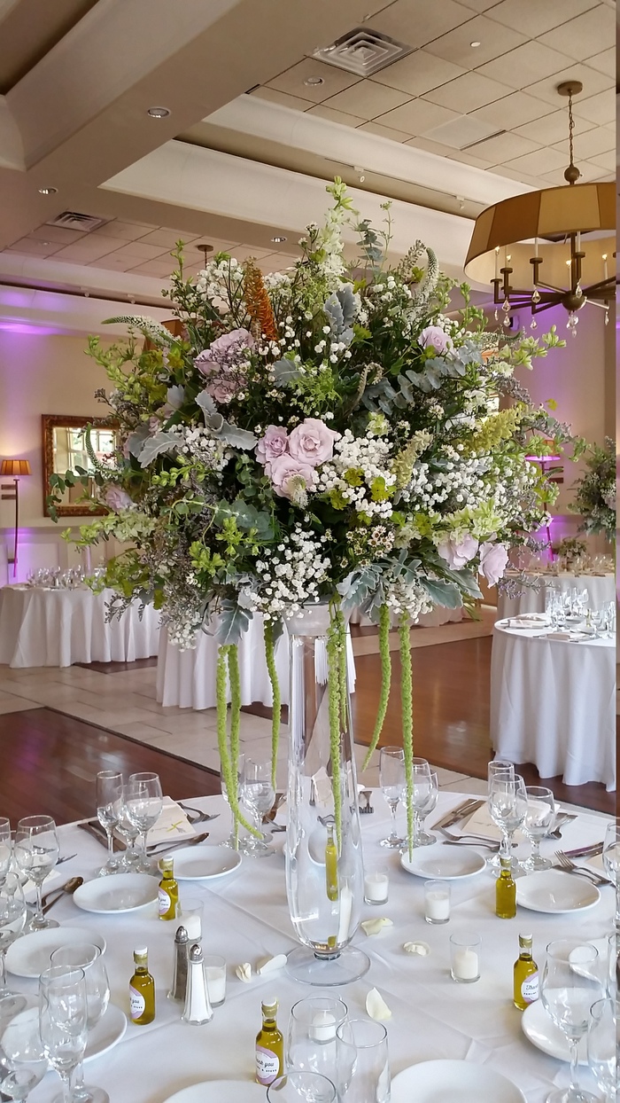Organic Wedding Floral Design | Carousel of Flowers | Somerville, NJ