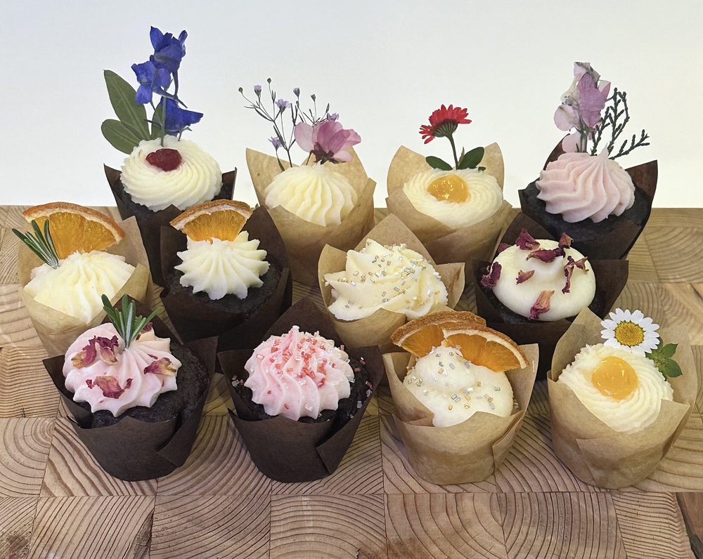 Fruits and Floral mini cupcakes