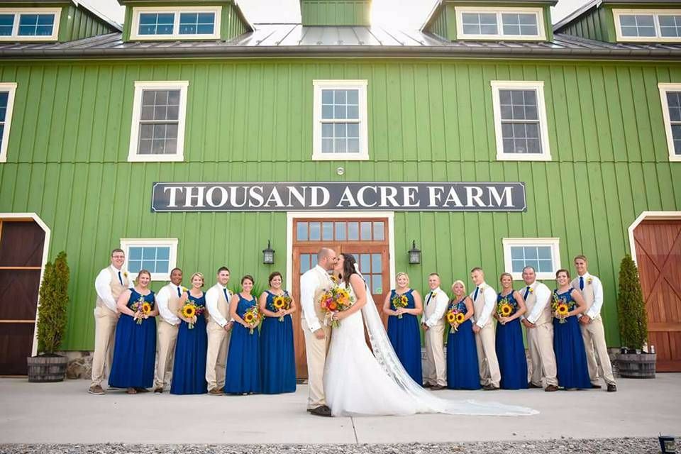 Thousand Acre Farm Barn Weddings in Middletown, Delaware | Wedding Photos