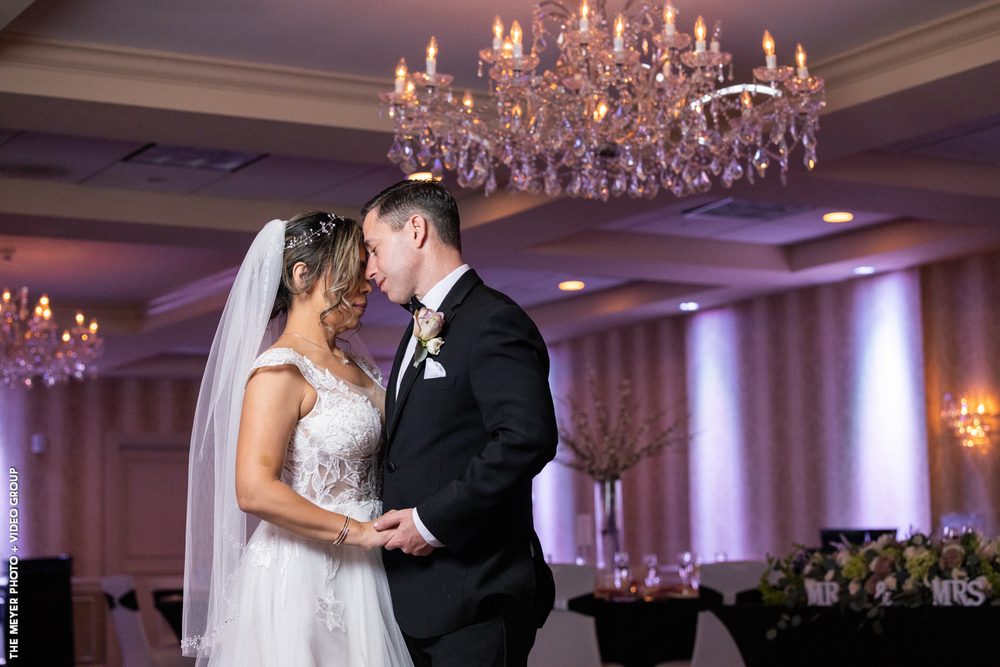 Main Gallery | Sterling Ballroom at the DoubleTree by Hilton Tinton Falls