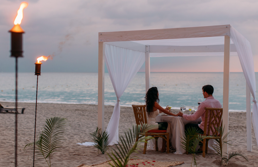 Top 5 Reasons You Should Use A Luxury Travel Specialist For Your Honeymoon