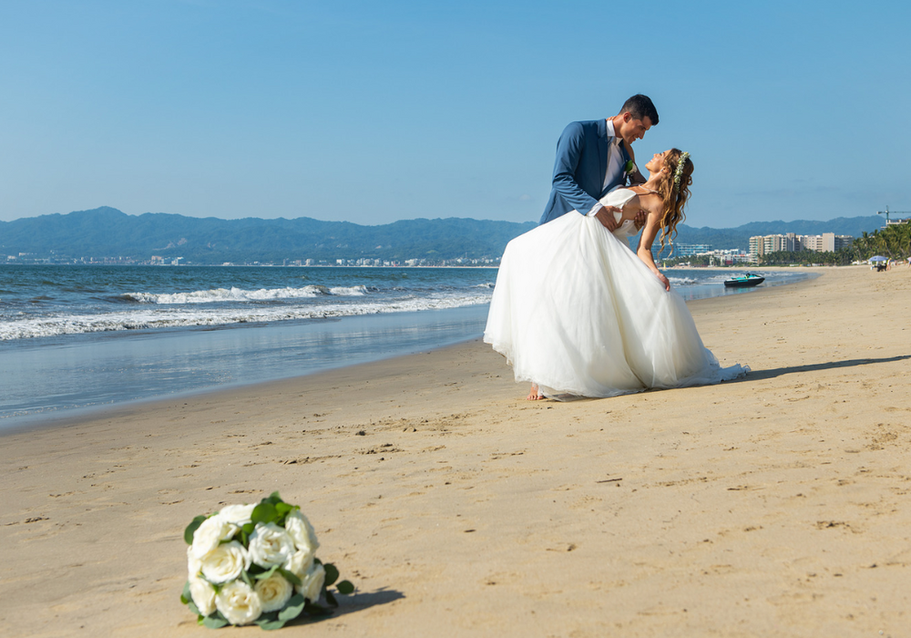 What You Need to Know About Destination Wedding Ceremonies: Legal vs. Symbolic
